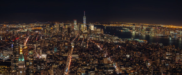 Aerial View of Lower Manhattan with Brooklyn Bridge in the Background - obrazy, fototapety, plakaty
