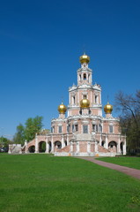 Fototapeta na wymiar Church of the Intercession of the virgin Mary in Fily on a Sunny spring day, Moscow, Russia