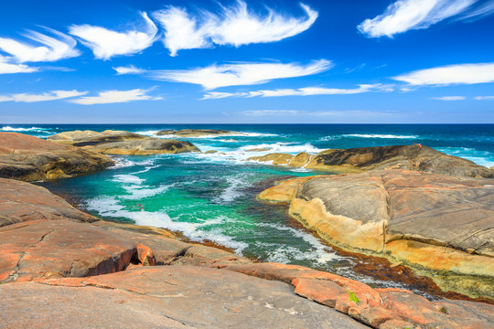 The rounded rock boulders along the popular Elephant Rocks Walk from Greens Pool to Elephant Cove Beach in William Bay National Park, Western Australia. Great Southern Ocean coastline.