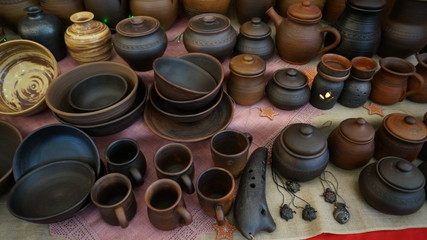 Clay pots, kitchen utensils