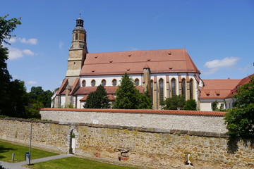 Kirche St. Georg hinter Stadtmauer in Amberg