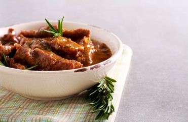 Rosemary beef with gravy