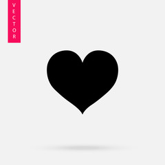 Obraz premium Heart icon, logo on white background
