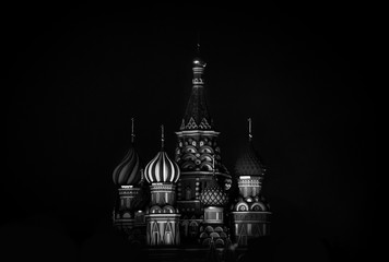 Saint Basil's Cathedral in Red Square in winter at night, Moscow, Russia. - obrazy, fototapety, plakaty