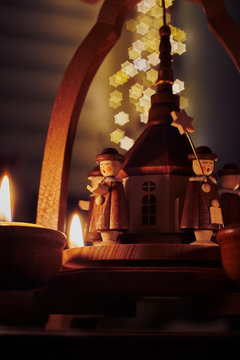 Christmas Carolers, Star Singers As Wooden Figures