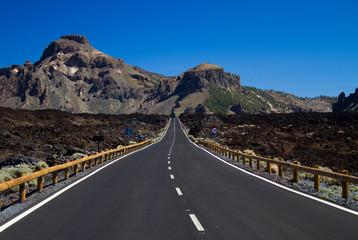 Eine Stra&szlig;e auf Teneriffa