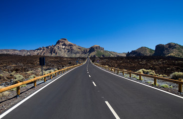 Eine Straße auf Teneriffa