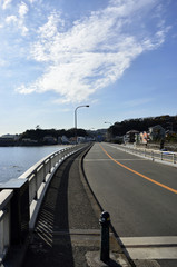 海辺の道路
