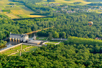 Chenonceau by balloon