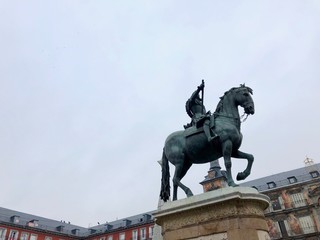 Naklejka premium Statue of Felipe II in the Plaza Mayor of Madrid.
