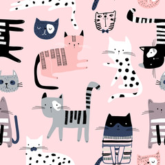 Naadloze patroon met schattige kleurrijke kittens. Creatieve kinderachtig roze textuur. Geweldig voor stof, textiel vectorillustratie