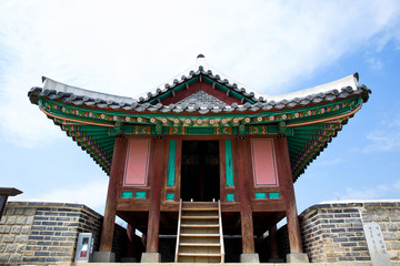 Suwon Hwaseong Fortress is a fortress wall during the Joseon Dynasty and is a World Heritage Site owned by Korea.