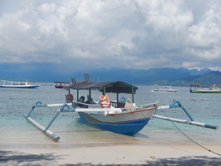 Fototapeta premium Happy tourist having fun in Indonesia