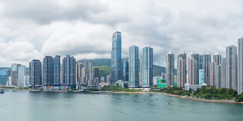 Fototapeta premium Panorama of harbor and skyline of Hong Kong city