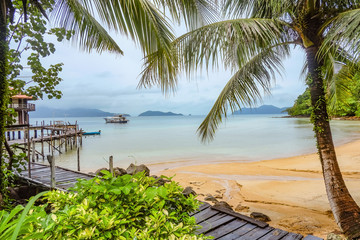 Naklejka premium Beautiful Idyllic Tropical Beach and nature Beside the Ocean on Koh wai island Trat Thailand,Thailand Holiday concept