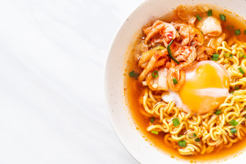 Korean instant noodles with kimchi and egg
