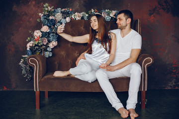 Obraz premium Couple in a studio