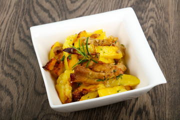 Fried potato with pork