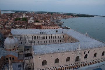 Fototapeta na wymiar venedig San Marco Italien