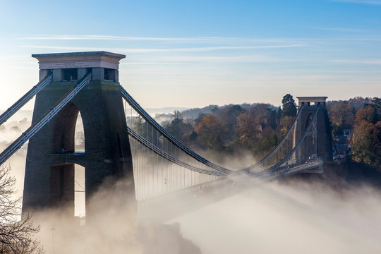 Clifton Suspension Bridge on a misty morning, Bristol, England, United Kingdom, Europe