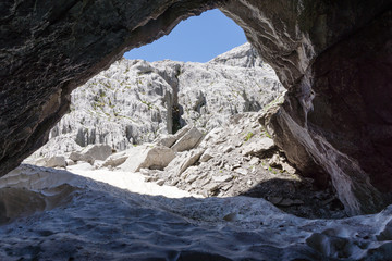 Gruta helada Leserines