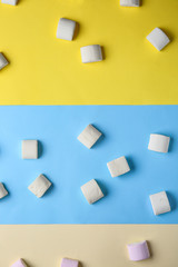Fototapeta na wymiar Tasty marshmallow on color background