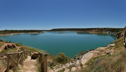 Fototapeta na wymiar Las lagunas de Ruidera