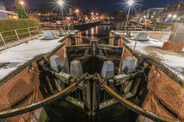 Alte Scheuse im Hafen von Stade