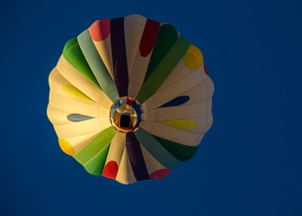 Fototapeta premium Hot air balloon in flight