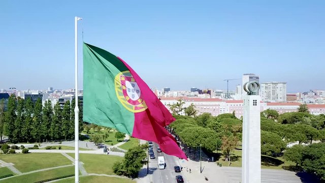 Parque Eduardo Portuguese Flag