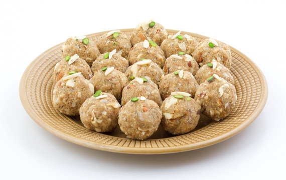 Indian Traditional Sweet Food Urad Dal Laddu Also Know As Laddoo, Ladoo, Laddo Are Ball-Shaped Sweets Made Of Butter, Dry Fruits, Fenugreek And Other Spices. Urad Dal Laddu Sweet Mostly Eat In Winter