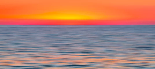 Papier Peint photo Lavable Mer / coucher de soleil Coucher de soleil spectaculaire sur la mer