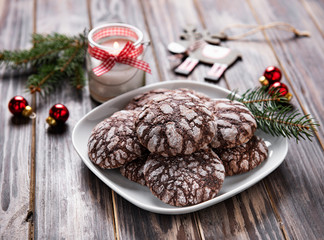 Christmas crackled chocolate cookies