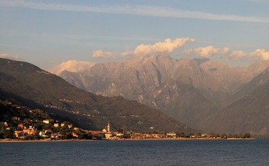 Comer See; Blick auf Domaso