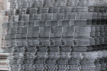 Folded metal mesh