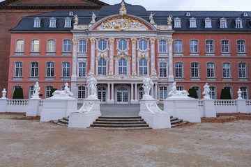 Das kurfürstliche Palais in Trier
