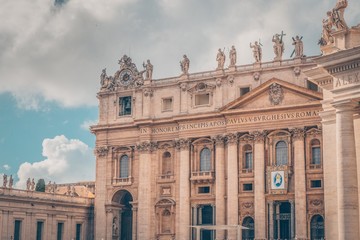 Fototapeta na wymiar Basilica San Pietro – Vatican