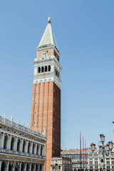 Fototapeta na wymiar Venice tower