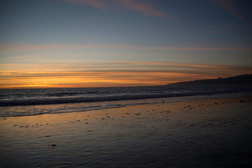 Fototapeta na wymiar Winter sunset in venice beach