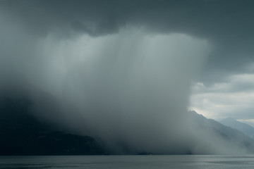 Unwetter am Brienzer See in der Schweiz