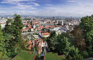 Fototapeta na wymiar Large panoramic aerial view of Ljubljana, capital city of Slovenia