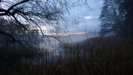 Abends am See