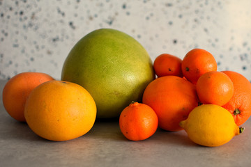 gros plan sur divers agrumes