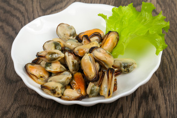 Pickled mussels