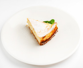 cheesecake with mint