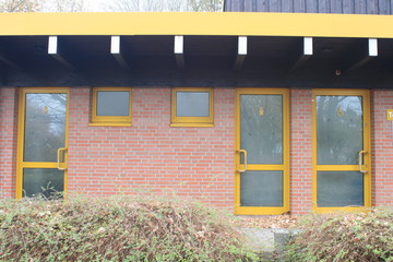  Öffentliche Toiletten