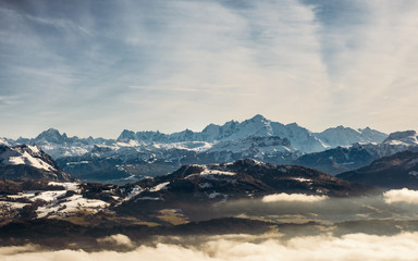Obraz na płótnie Canvas Vue sur le Mont-Blanc depuis le signal des Voirons