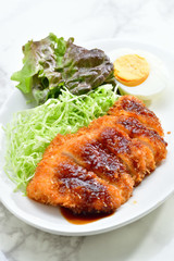 チキンカツ定食