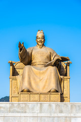 Fototapeta premium Beautiful statue King Sejong