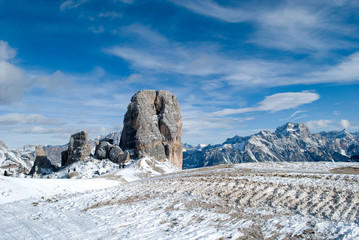 Le stupende 5 Torri,sulle dolomiti di Cortina D'Ampezzo